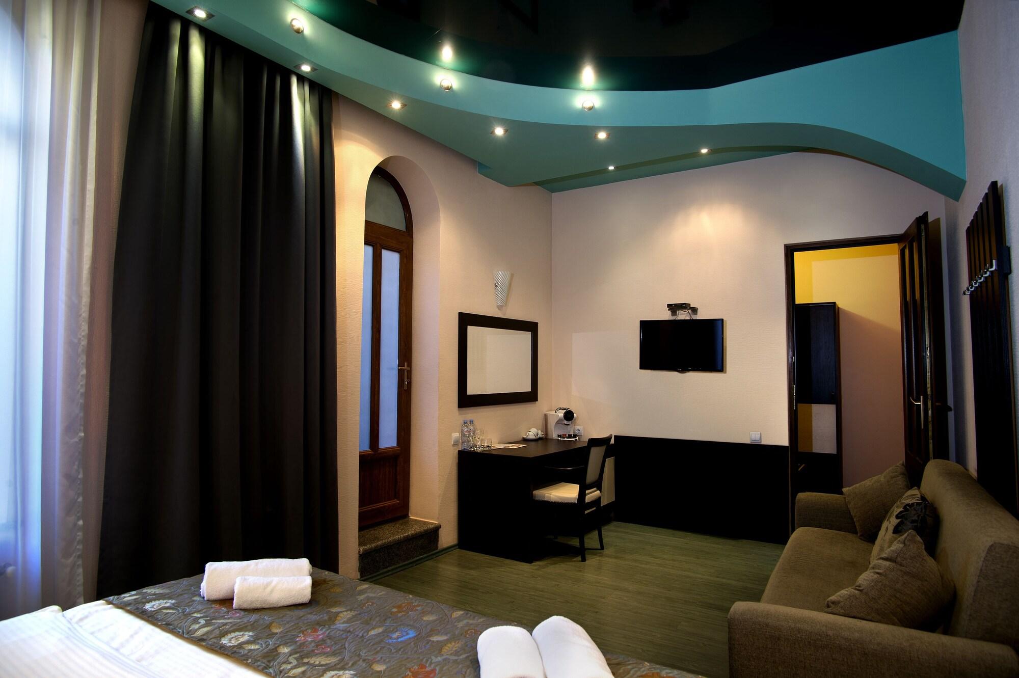 Coral Boutique Hotel 트빌리시 외부 사진
