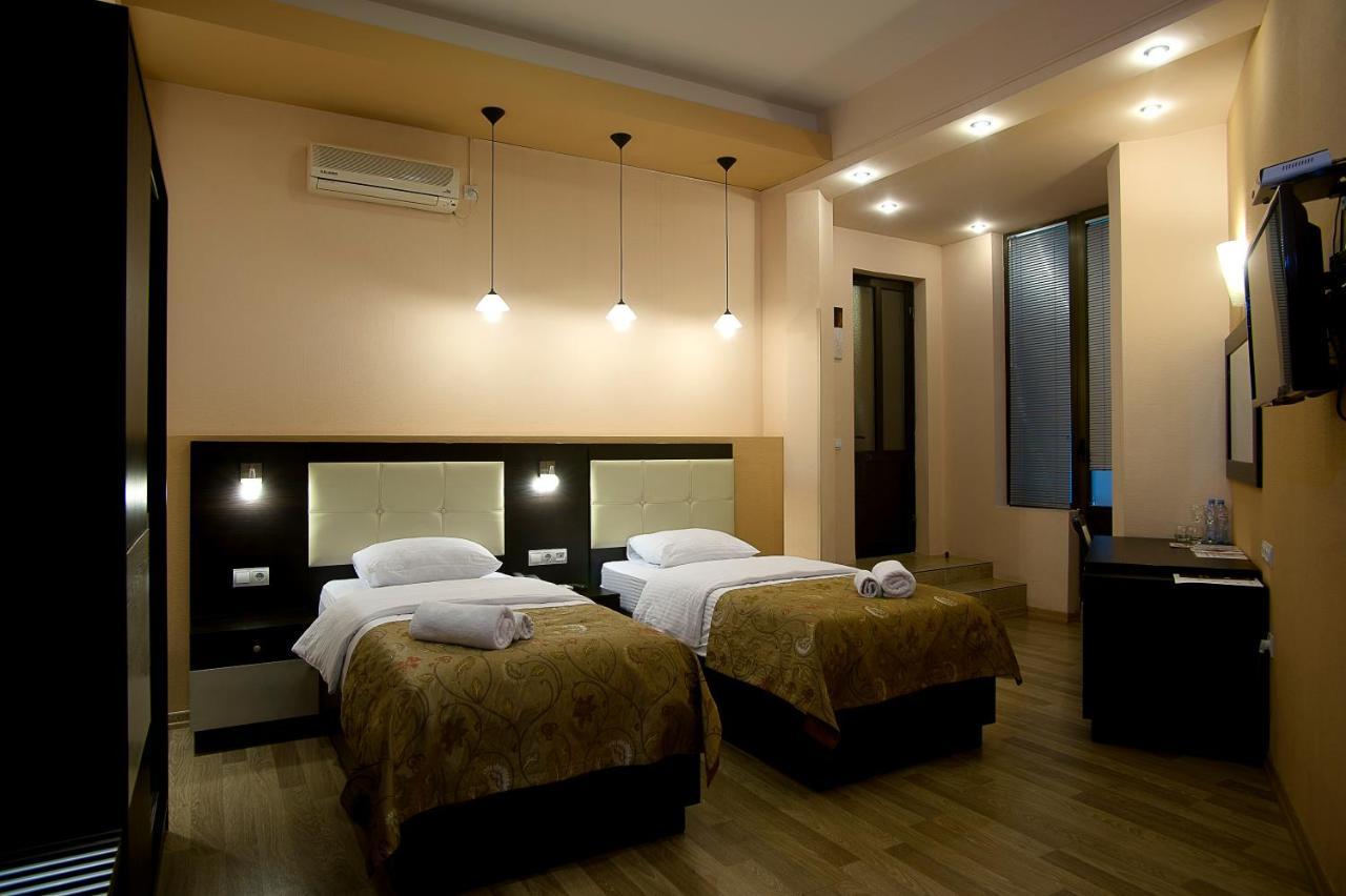 Coral Boutique Hotel 트빌리시 외부 사진